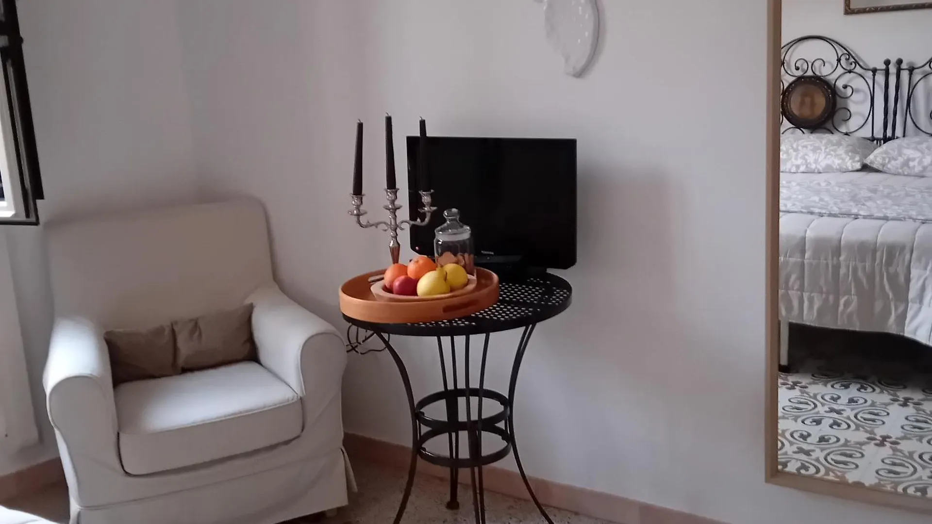 Happy Holiday Palazzolo Acreide 0*,  Italy